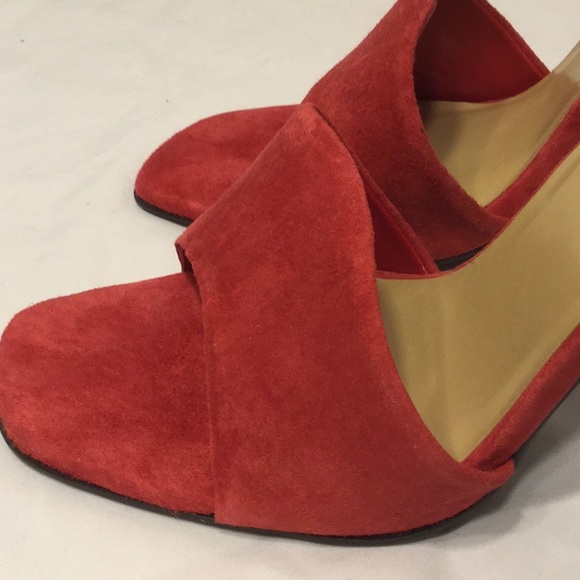 Colin Stuart does this suede rust mule! - Picture 5 of 5